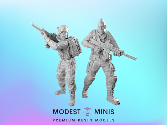 Survivors Jackie and Omar | 28mm - 100mm Scale Resin Mini | Zombicide | Vaultz