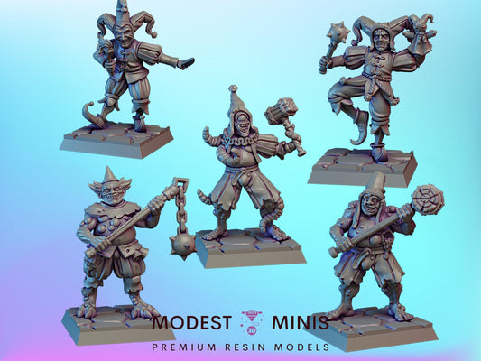 Corrupted Circus Jesters | 28mm - 75mm Scale DnD Frostgrave Fantasy Mini | Vae Victis