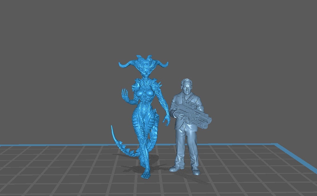 Xeno Temptress - 32mm Scale Alien Miniature | RPG | Sci fi | Cyberpunk | Role Playing | DnD | Papsikel