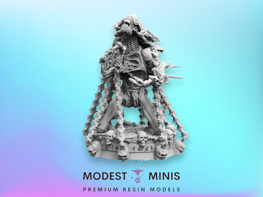Captured Royal Brood King - 32mm Scale Alien Miniature | RPG | Sci fi | Cyberpunk | Role Playing | DnD | Papsikel