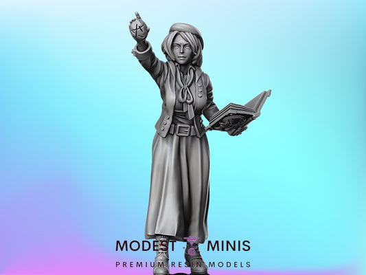 Librarian | 28mm - 100mm Mini | Cthulu Mythos | Lovecraft