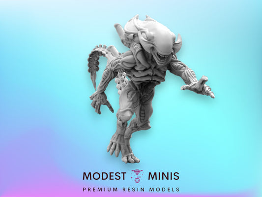 Alien Xeno Brood Tyrant - 32mm Scale Alien Miniature | RPG | Sci fi | Cyberpunk | Role Playing | DnD | Papsikel